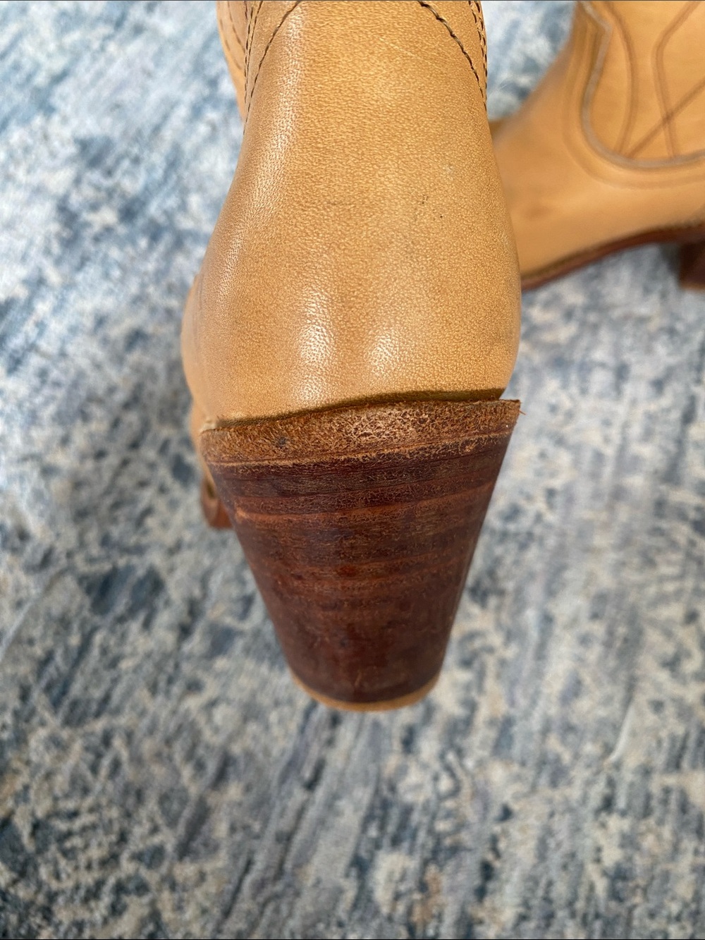 Frye Woman’s Tan Leather Western Boots with Decorative Stitching - Picture 4 of 8